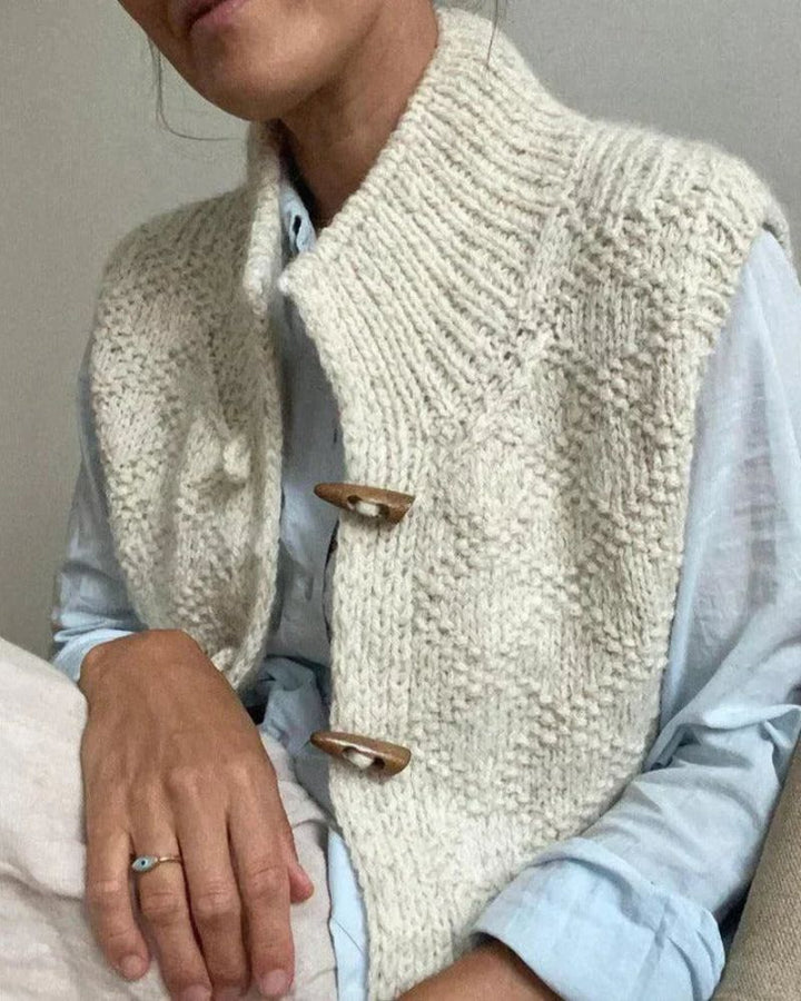 Camila | Elegant Sleeveless Gilet